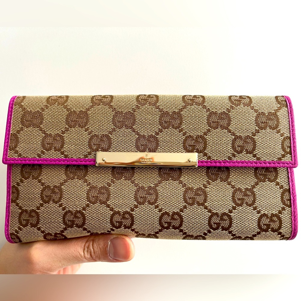 Gucci canvas long wallet - RARE magenta color